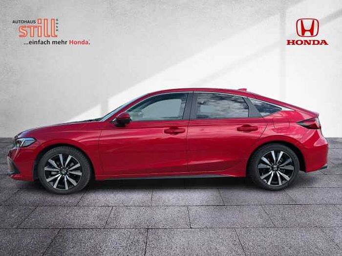 Honda Civic 2.0 i-MMD e: HEV Elegance ACC+LED+Navi+SHZ