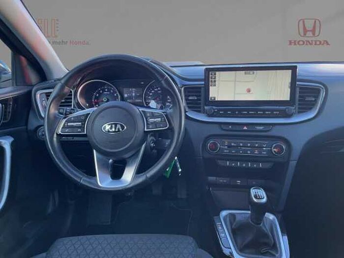 Kia ceed 1.4 T-GDI Vision Navi+SHZ+2xKlima+Kamera cee'd