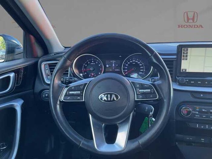 Kia ceed 1.4 T-GDI Vision Navi+SHZ+2xKlima+Kamera cee'd